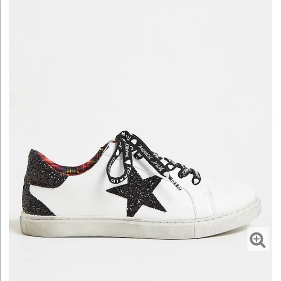 Betsey Johnson - Black Glitter Distressed Sneakers - Picture 2 of 8